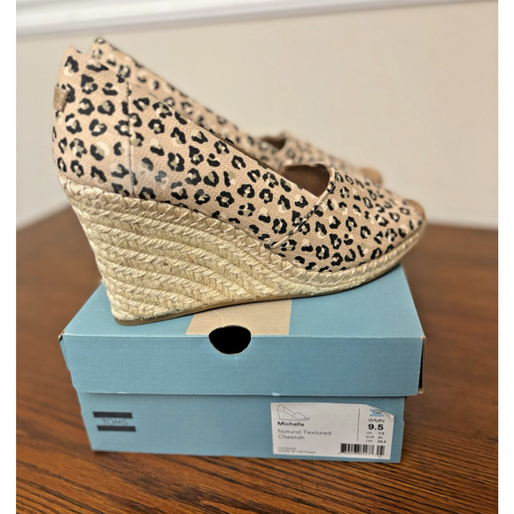 Toms Women's Size 9.5 Michelle Cheetah Print Heel Slip On Wedge Peep Toe MINT - Picture 10 of 12